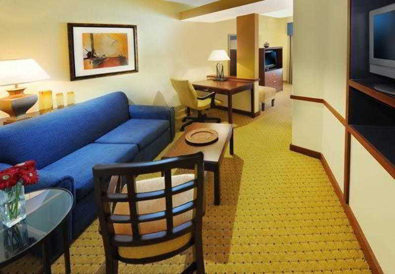 Fairfield Inn And Suites By Marriott Austin Northwest/The Domain Area Habitación foto