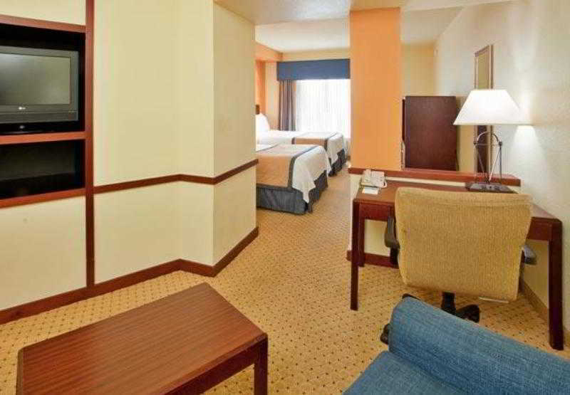 Fairfield Inn And Suites By Marriott Austin Northwest/The Domain Area Habitación foto