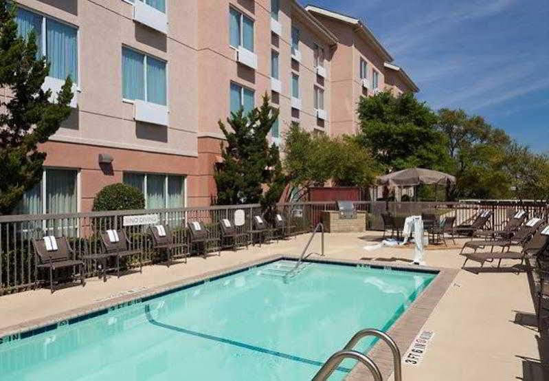 Fairfield Inn And Suites By Marriott Austin Northwest/The Domain Area Exterior foto